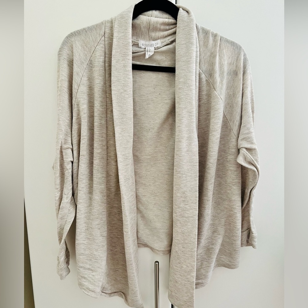 ❣️Light tan/beige color blend Forever 21 size small sweater loose
